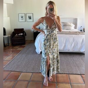 Abercrombie maxi dress - size small